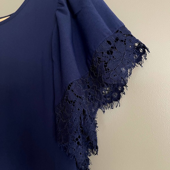 NWT Sugar + Lips Camilia Crochet Trim Dress Navy Blue Size XS‎ Lace Sleeve Shift - Picture 7 of 11